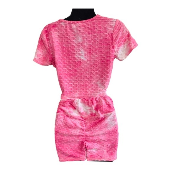 2 piece pink white v-neck printed crop top & booty shaping shorts set - Picture 7 of 15